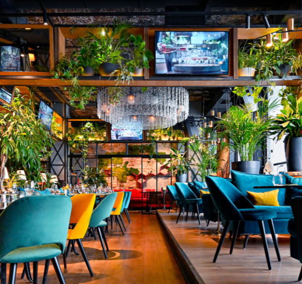 Restaurants and bars marketing for law firms